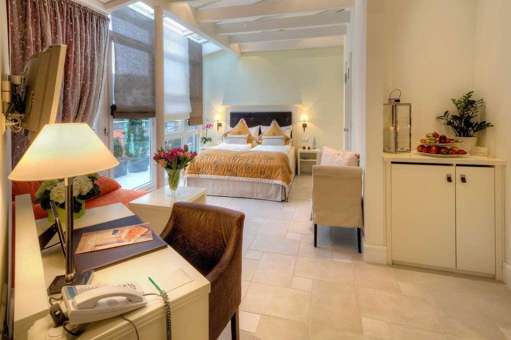 Boutiquehotel La Casa Tuebingen Bilik gambar